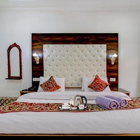 Hotel Royal Hameed Сринагар Экстерьер фото