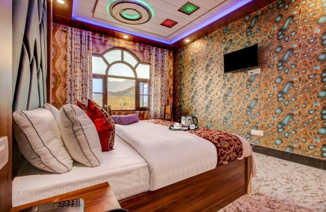 Hotel Royal Hameed Сринагар Экстерьер фото