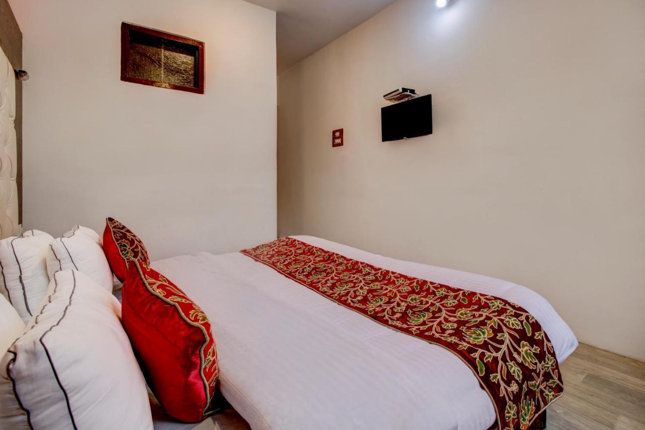 Hotel Royal Hameed Сринагар Экстерьер фото