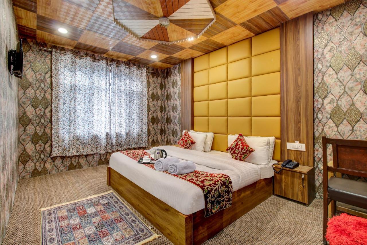 Hotel Royal Hameed Сринагар Экстерьер фото